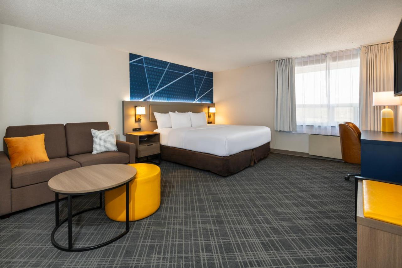 Comfort Inn & Suites Беррі Екстер'єр фото