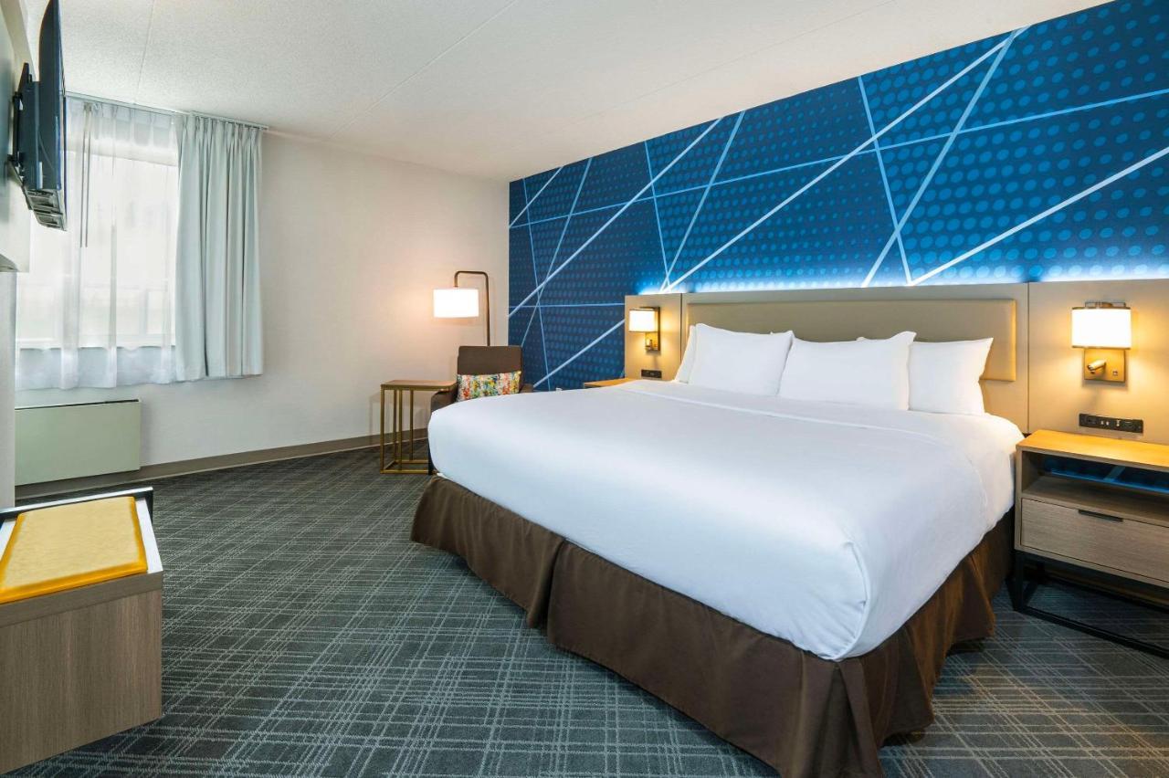 Comfort Inn & Suites Беррі Екстер'єр фото