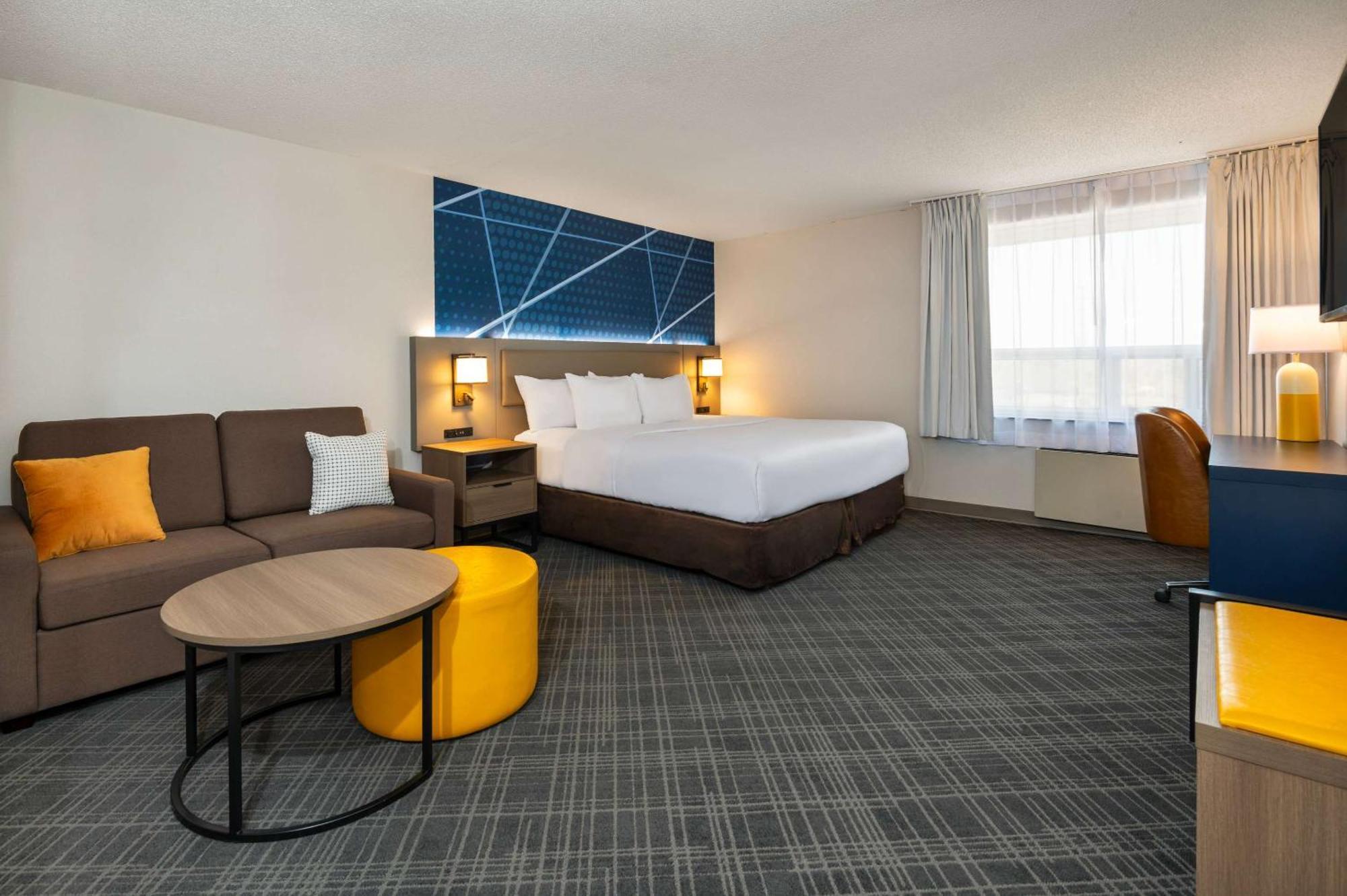 Comfort Inn & Suites Беррі Екстер'єр фото