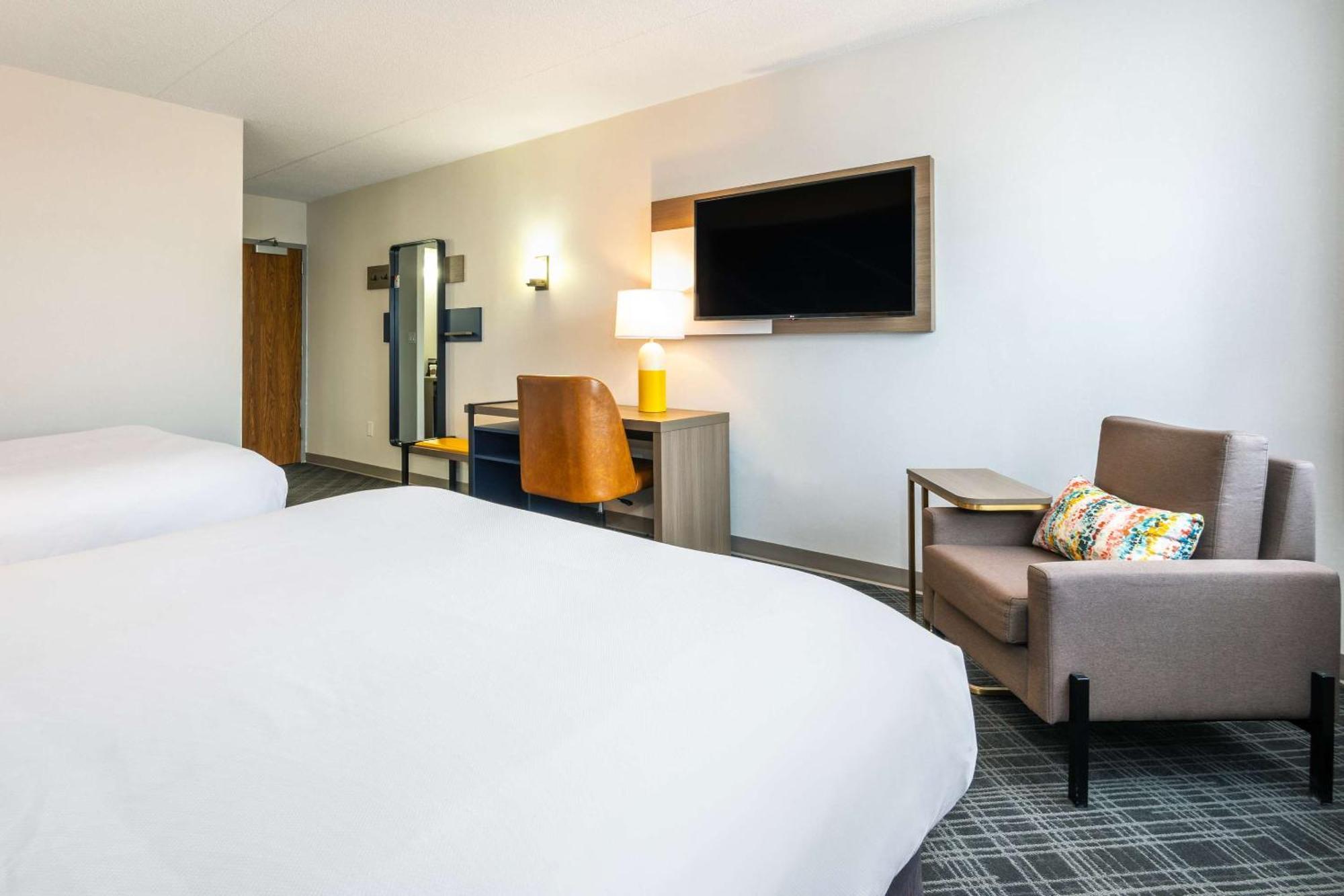 Comfort Inn & Suites Беррі Екстер'єр фото